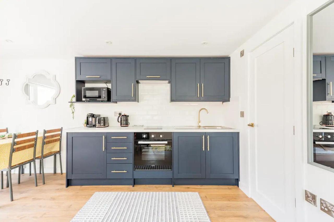 Charming Chester Studio With Private Garden & Free Parking Eksteriør bilde